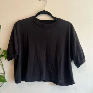 UO Basic Black Cropped Tee